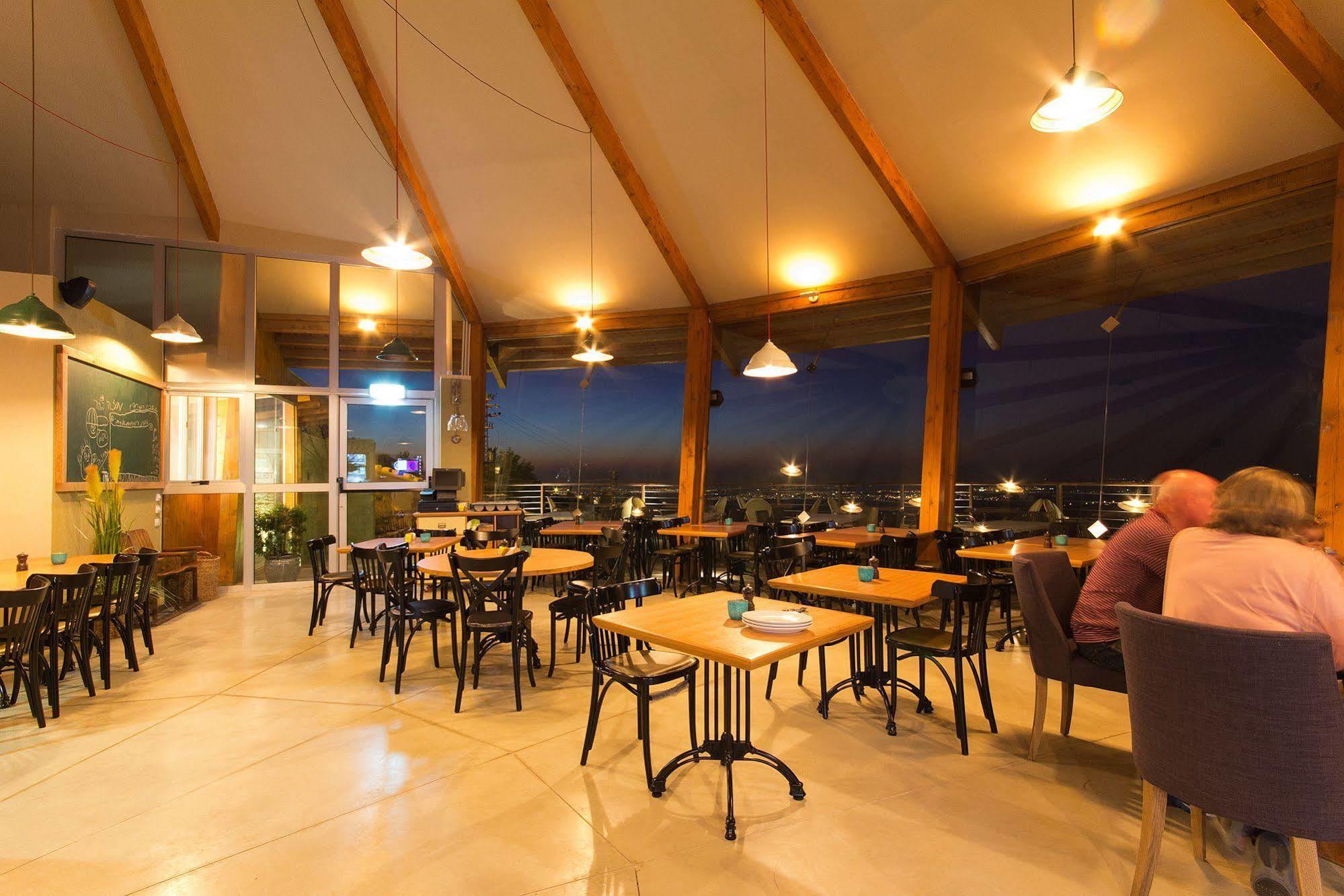 Shoresh Green Hills Family Suites Hotel 외부 사진