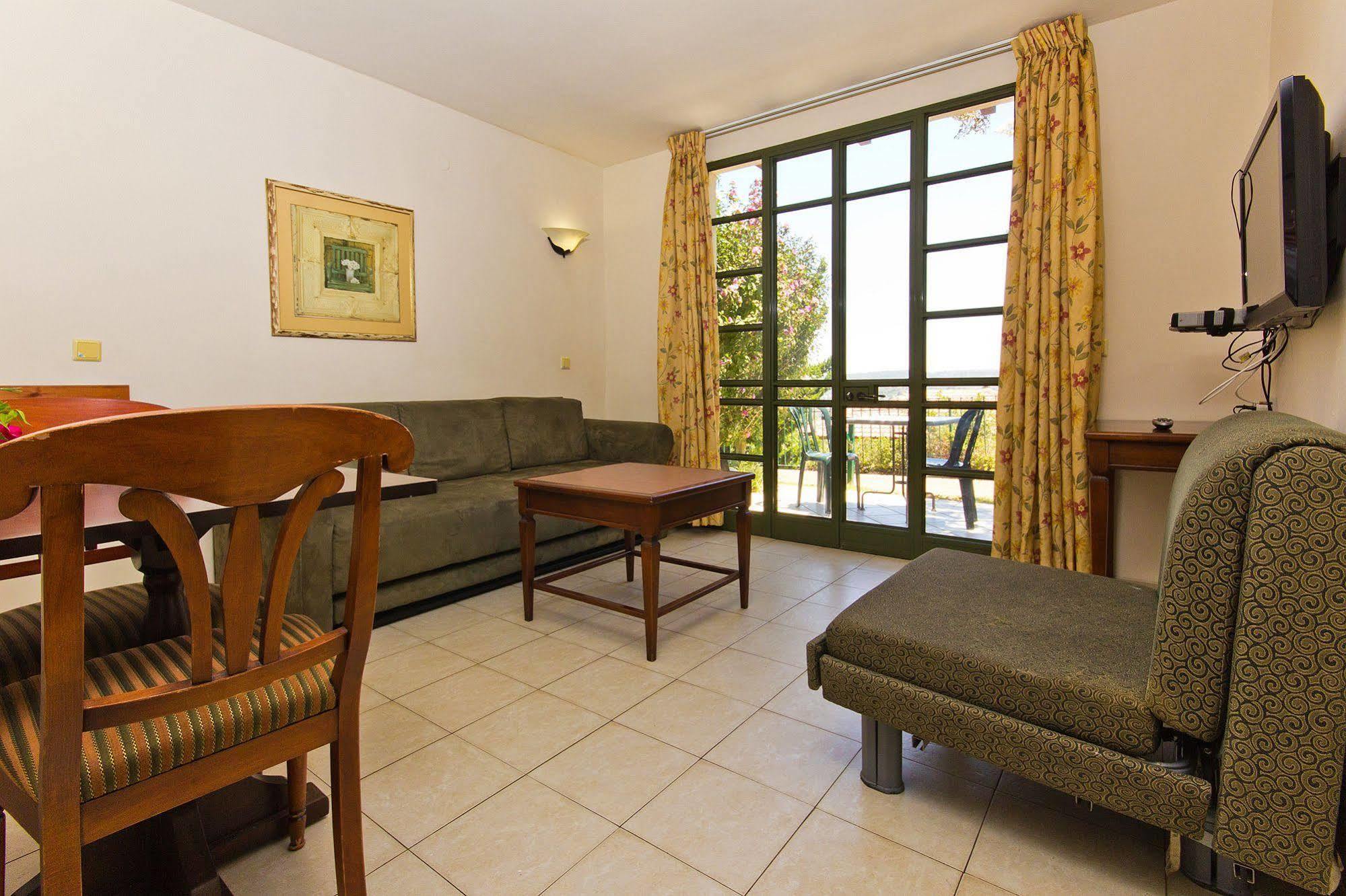Shoresh Green Hills Family Suites Hotel 외부 사진