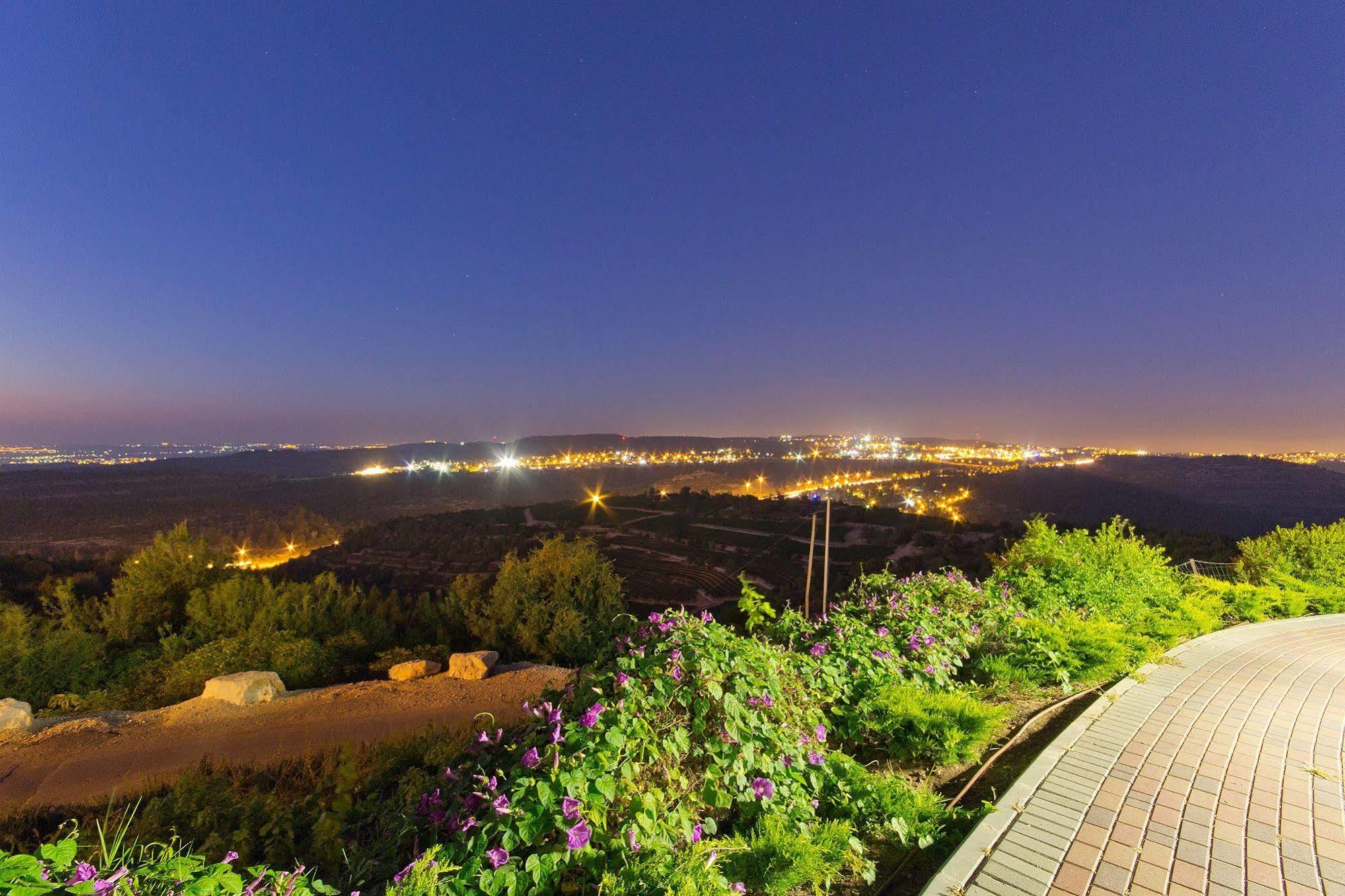 Shoresh Green Hills Family Suites Hotel 외부 사진